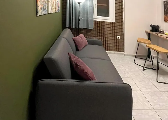 House New * Sfakerá