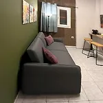 House New * Sfakerá