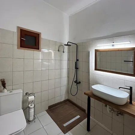 Ferienhaus House New *